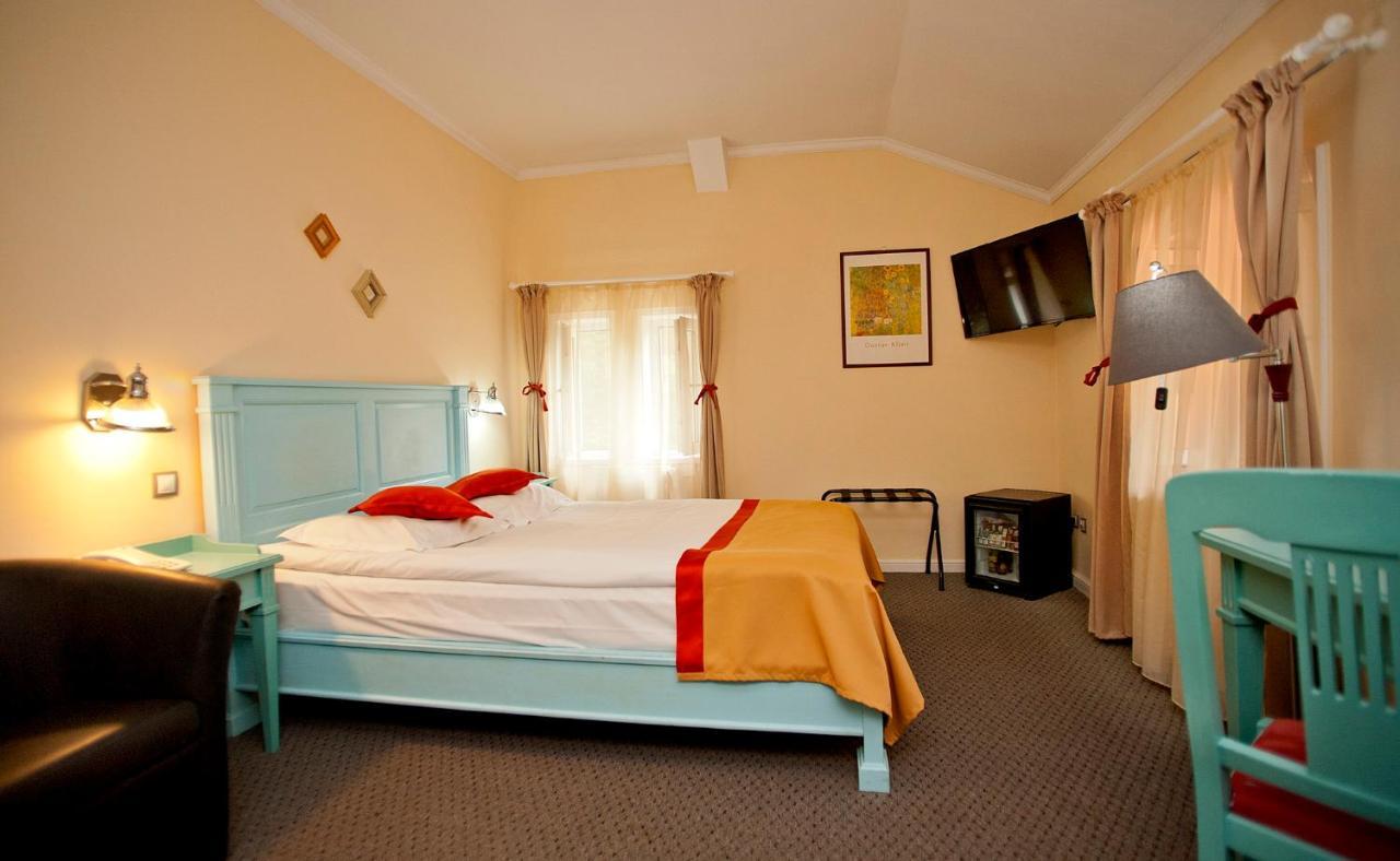 Hotel Bastion Sinaia Zewnętrze zdjęcie