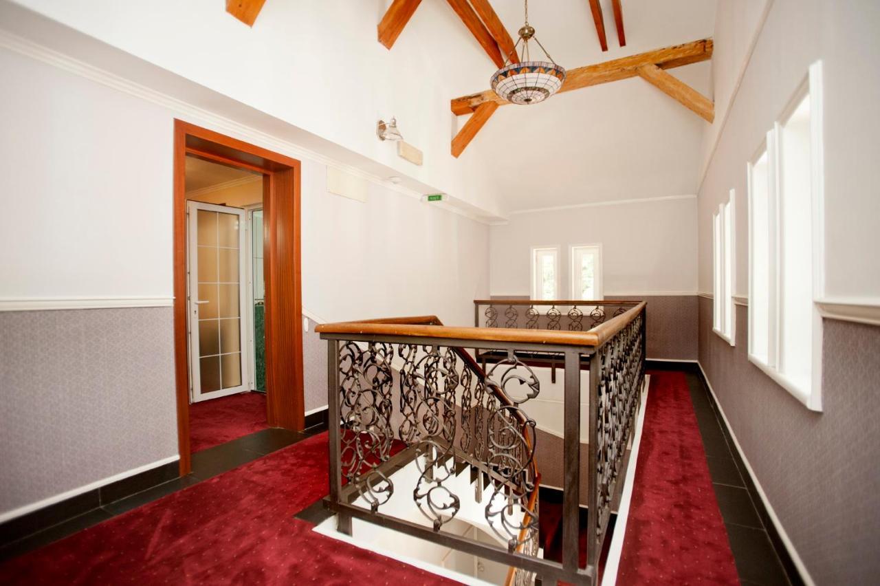 Hotel Bastion Sinaia Zewnętrze zdjęcie