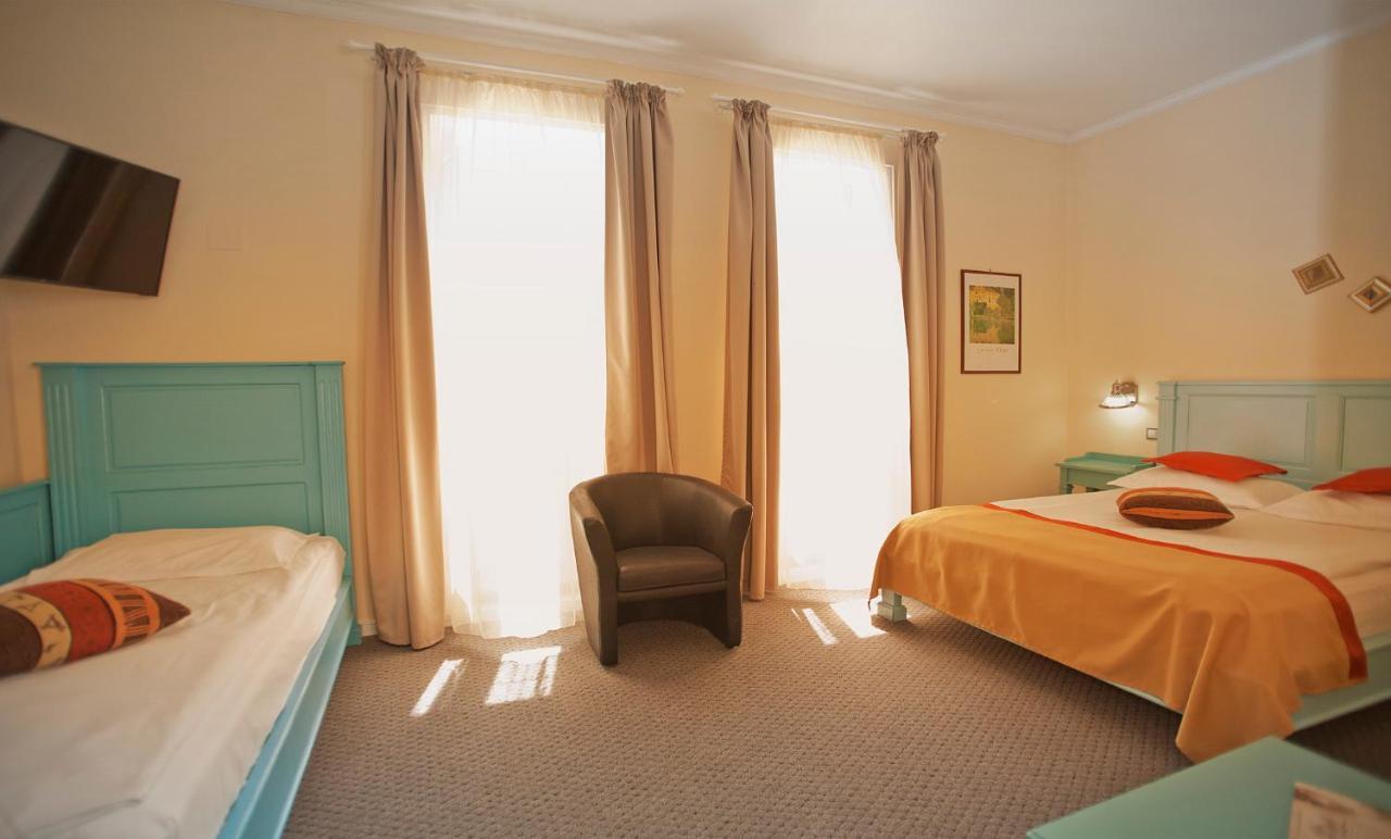 Hotel Bastion Sinaia Zewnętrze zdjęcie
