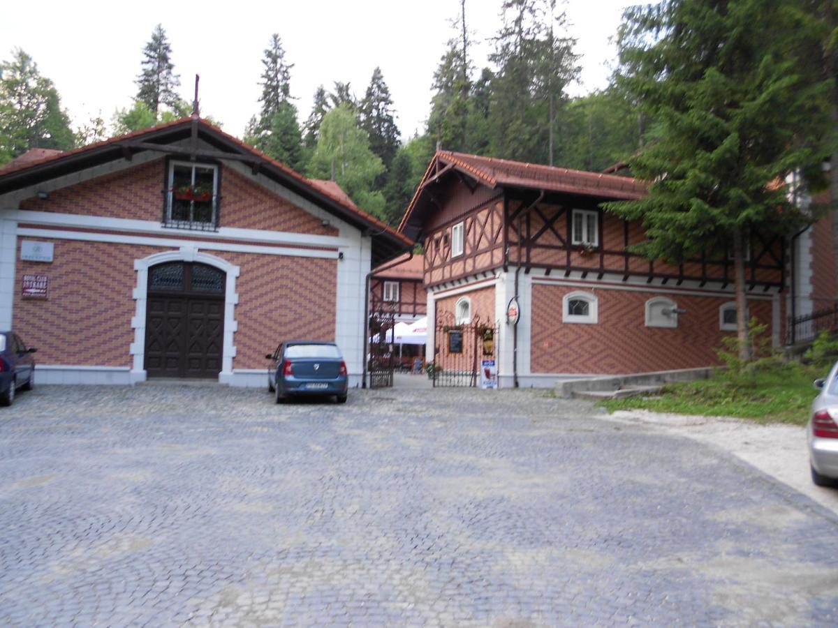Hotel Bastion Sinaia Zewnętrze zdjęcie